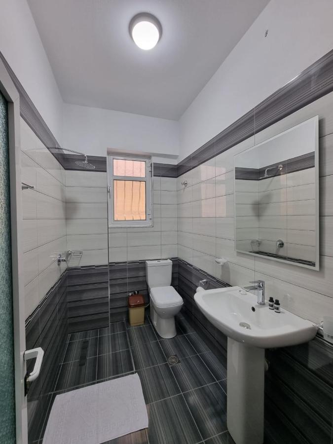 Ideal Apartments & Rooms ซารานเดอ ภายนอก รูปภาพ