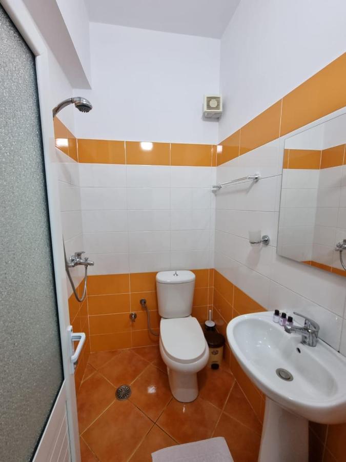 Ideal Apartments & Rooms ซารานเดอ ภายนอก รูปภาพ