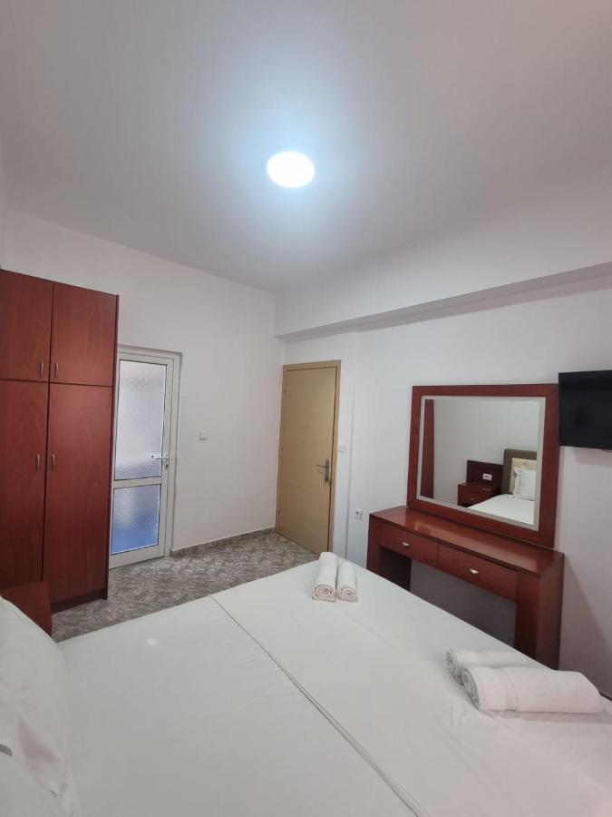 Ideal Apartments & Rooms ซารานเดอ ภายนอก รูปภาพ