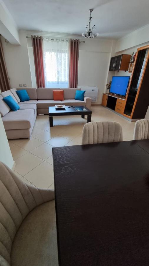 Ideal Apartments & Rooms ซารานเดอ ภายนอก รูปภาพ