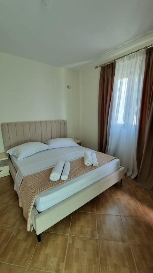 Ideal Apartments & Rooms ซารานเดอ ภายนอก รูปภาพ