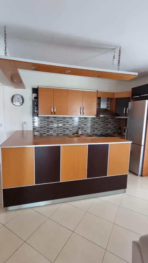 Ideal Apartments & Rooms ซารานเดอ ภายนอก รูปภาพ